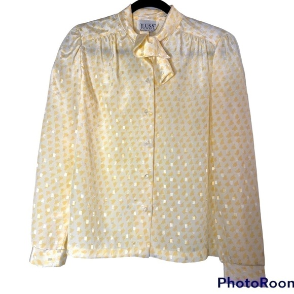 VINTAGE 1970’s RUSS PETITES PATTERNED REFLECTIVE BLOUSE WITH NECK TIE - Picture 1 of 9